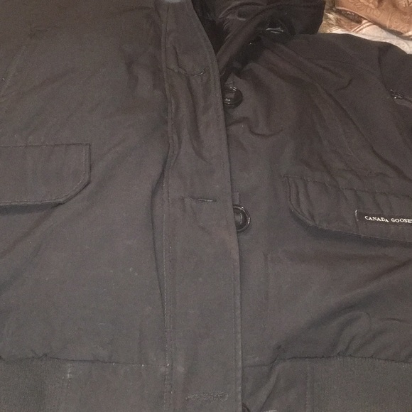 Canada Goose Bomber Fur - Picture 5 of 8